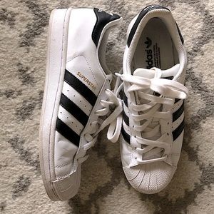 Adidas Superstar Sneakers